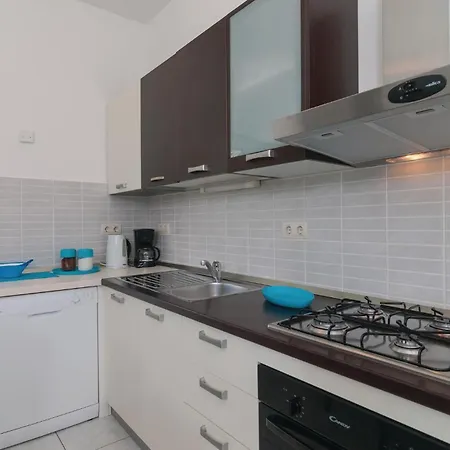 3 Bedroom Lovely Home In Gata Holiday home *